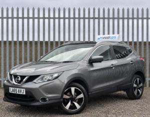2016 Nissan Qashqai 1.5 Dci N-Connecta 2WD Euro 6 (s/s) 5dr in Grey — image 2