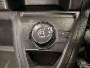 2019 Peugeot Traveller 2.0 Bluehdi Active in Grey — image 6