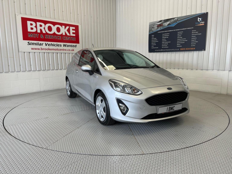 2021 Ford Fiesta Van 1.0 Ecoboost Euro 6 (s/s) 3dr in Silver — image 1