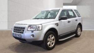 2010 Land Rover Freelander 2 2.2 Td4 Gs Auto 4WD Euro 4 5dr in Silver — image 4