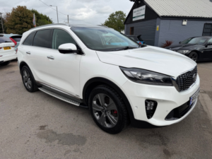2019 Kia Sorento 2.2 Crdi Gt-Line S SUV 5dr Diesel Auto AWD Euro 6 (s/s) (197 Bhp) in White — image 3