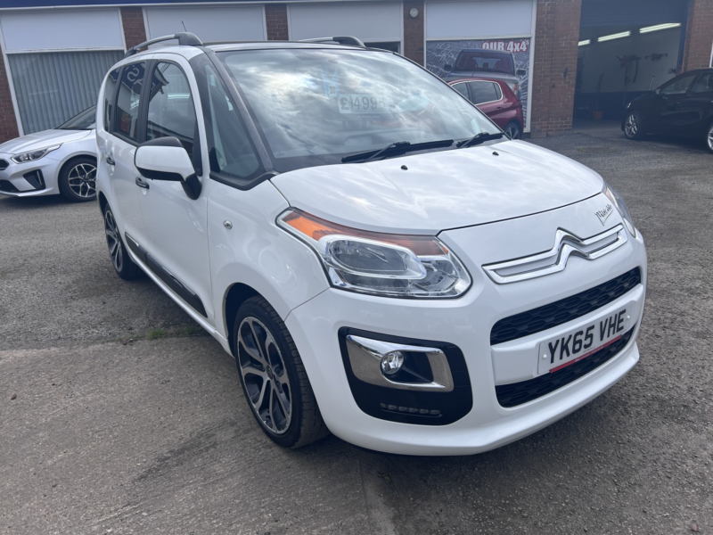 2015 Citroen C3 Picasso 1.6 Bluehdi Selection in White — image 1