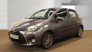 2014 Toyota Yaris 1.33 Dual Vvt-I Icon Multidrive S Euro 5 5dr in Grey — image 3