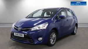 2016 Toyota Verso 1.6 V-Matic Icon Euro 6 5dr in Blue — image 2
