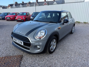 2017 MINI Hatch 1.5 Cooper Hatchback 5dr Petrol Manual Euro 6 (s/s) (136 Ps) in Grey — image 4