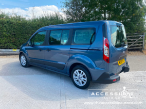 2021 Ford Grand Tourneo Connect 1.5 Tourneo Connect Zetec Grand Tourneo 1.5l Ecoblue 100ps Fwd 6 Speed Manual in Blue — image 6
