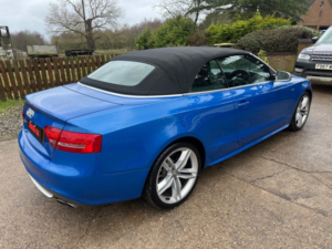 2009 Audi S5 3.0 Tfsi V6 in Blue — image 3