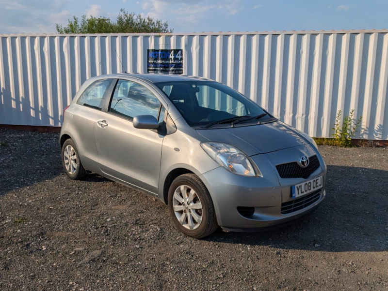 2008 Toyota Yaris 1.0 Vvt-I Tr in Silver — image 1