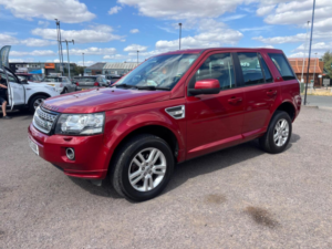2013 Land Rover Freelander 2 2.2 Td4 Xs Commandshift 4WD Euro 5 5dr in Red — image 4