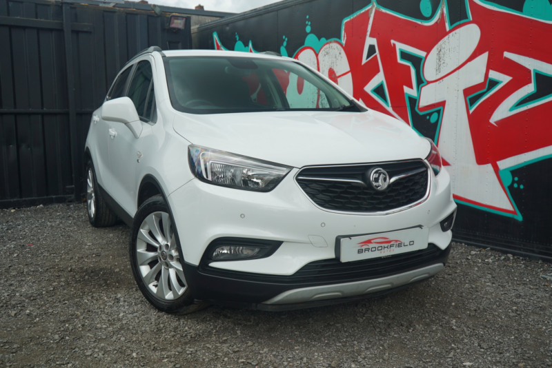 2017 Vauxhall Mokka X 1.4i Turbo Elite SUV 5dr Petrol Auto Euro 6 (140 Ps) in White — image 1