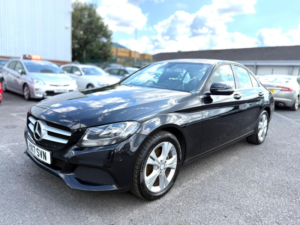 2017 Mercedes-Benz C Class 1.6 C200d Se Executive Edition Euro 6 (s/s) 4dr in Black — image 3