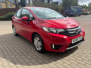 2016 Honda Jazz 1.3 I-Vtec Se Euro 6 (s/s) 5dr in Red — image 4