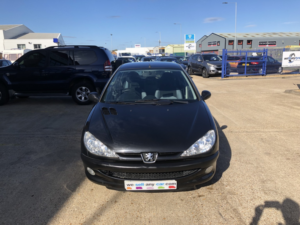 2005 Peugeot 206 1.1 Zest 2 in Black — image 3