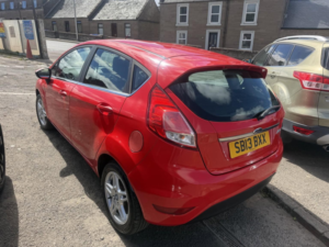 2013 Ford Fiesta 1.25 Zetec Hatchback 5dr Petrol Manual Euro 5 (82 Ps) in Red — image 6