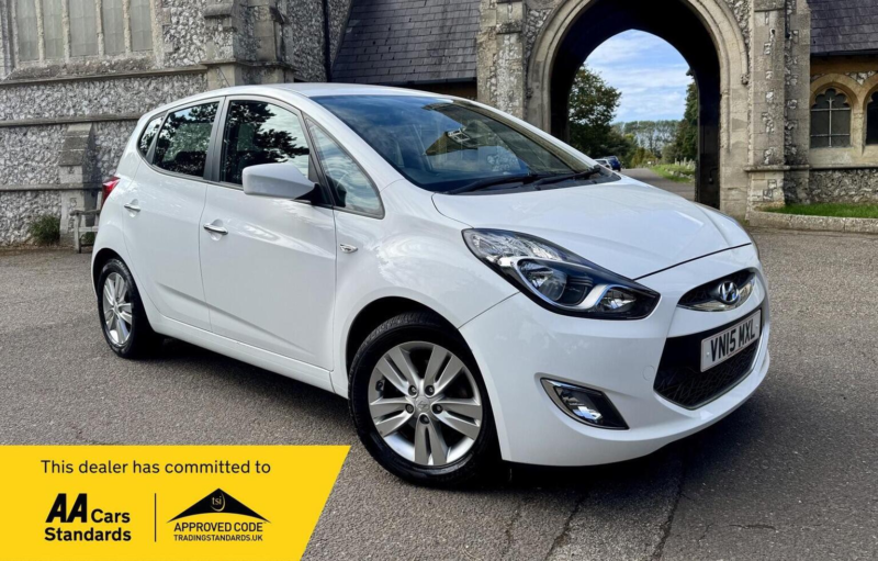 2015 Hyundai Ix20 1.6 Active Auto Euro 5 5dr in White — image 1