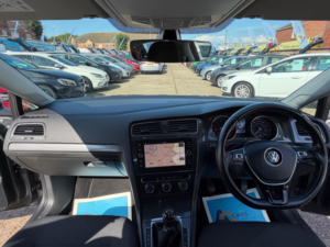 2017 Volkswagen Golf 1.0 Tsi Bluemotion Tech Se Nav Euro 6 (s/s) 5dr in Grey — image 2