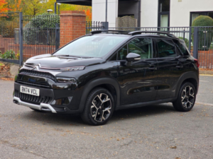 2024 Citroen C3 Aircross 1.2 Puretech Max Eat6 Euro 6 (s/s) 5dr in Black — image 3