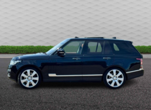 2016 Land Rover Range Rover 5.0 V8 Autobiography Auto 4WD Euro 6 (s/s) 5dr in Black — image 6