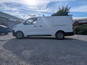 2017 Citroen Dispatch 2.0 Bluehdi 1400 Enterprise Xl Fwd 3 Euro 6 (s/s) 6dr in White — image 6