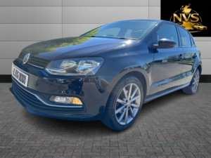 2016 Volkswagen Polo 1.2 Tsi Bluemotion Tech Se Design in Black — image 3
