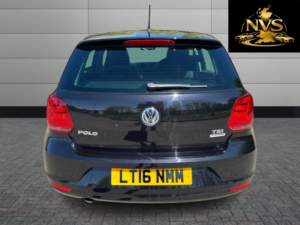 2016 Volkswagen Polo 1.2 Tsi Bluemotion Tech Se Design in Black — image 6