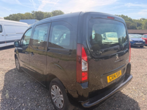 2014 Peugeot Partner Tepee 1.6 Hdi Tepee S Egc (s/s) 5dr in Black — image 5