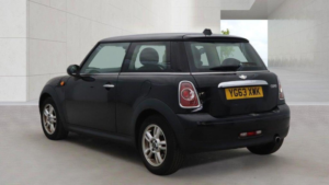 2013 MINI Hatch 1.6 Cooper Euro 5 (s/s) 3dr in Black — image 3