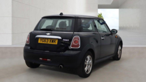 2013 MINI Hatch 1.6 Cooper Euro 5 (s/s) 3dr in Black — image 4