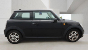 2013 MINI Hatch 1.6 Cooper Euro 5 (s/s) 3dr in Black — image 5