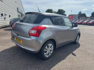 2020 Suzuki Swift 1.2 Dualjet Mhev Sz3 Hatchback 5dr Petrol Hybrid Manual Euro 6 (s/s) (90 Ps) in Silver — image 4