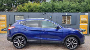 2015 Nissan Qashqai 1.2 Dig-T Tekna 2WD Euro 6 (s/s) 5dr in Blue — image 6