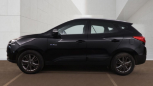 2015 Hyundai Ix35 1.7 Crdi Se SUV 5dr Diesel Manual Euro 5 (115 Ps) in Black — image 6