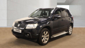 2011 Suzuki Grand Vitara 1.9 Ddis Sz5 4WD Euro 5 5dr in Black — image 3