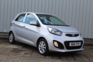 2014 Kia Picanto 1.0 Vr7 in Silver — image 2