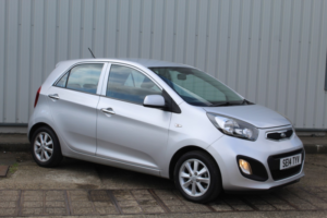 2014 Kia Picanto 1.0 Vr7 in Silver — image 4