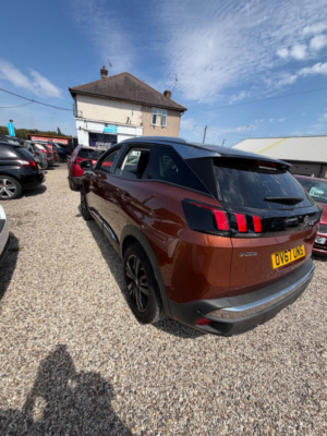 2017 Peugeot 3008 1.6 Bluehdi Allure Euro 6 (s/s) 5dr in Bronze — image 3