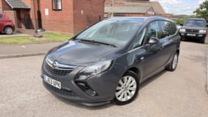 2013 Vauxhall Zafira Tourer 2.0 Cdti Se in Grey — image 2