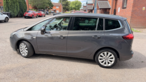2013 Vauxhall Zafira Tourer 2.0 Cdti Se in Grey — image 6