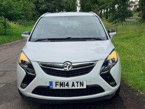 2014 Vauxhall Zafira Tourer 1.4t 16v Sri Euro 5 5dr in White — image 2