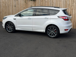 2019 Ford Kuga 2.0 Tdci Ecoblue St-Line Edition in White — image 6