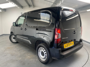 2022 Citroen Berlingo 1.5 Bluehdi 1000 Worker M Pro Panel Van 5dr Diesel Manual Swb Euro 6 (s/s) (100 Ps) in Black — image 4