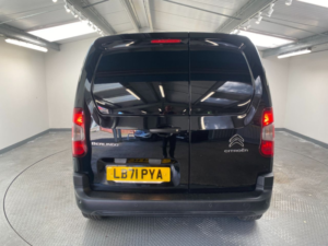 2022 Citroen Berlingo 1.5 Bluehdi 1000 Worker M Pro Panel Van 5dr Diesel Manual Swb Euro 6 (s/s) (100 Ps) in Black — image 5