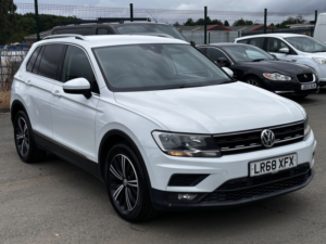 2018 Volkswagen Tiguan 2.0 Tdi Se Navigation in White — image 4