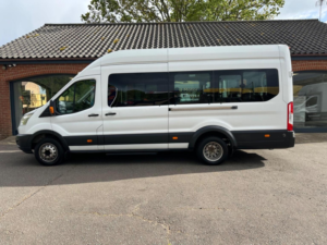 2014 Ford Transit 2.2 Tdci 460 Hdt L4 H3 4dr (18 Seats) in White — image 4