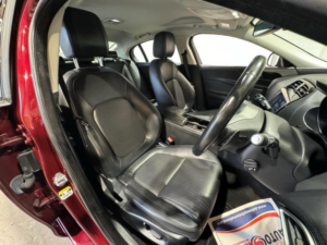 2016 Jaguar Xe 2.0d Portfolio Auto Euro 6 (s/s) 4dr in Red — image 3