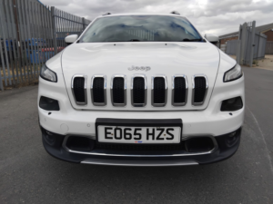 2015 Jeep Cherokee 2.2 Cherokee 2.2 Mjii 200hp Limited 4WD 9 Spd Auto in White — image 3