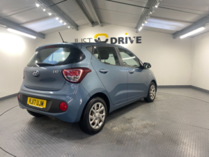 2017 Hyundai I10 1.0 Blue Drive Se Hatchback 5dr Petrol Manual Euro 6 (s/s) (66 Ps) in Blue — image 6
