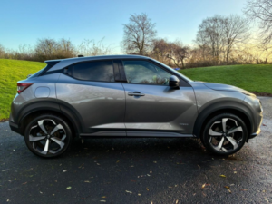 2023 Nissan Juke 1.6 Tekna SUV 5dr Petrol Hybrid Auto Euro 6 (143 Ps) in Grey — image 2