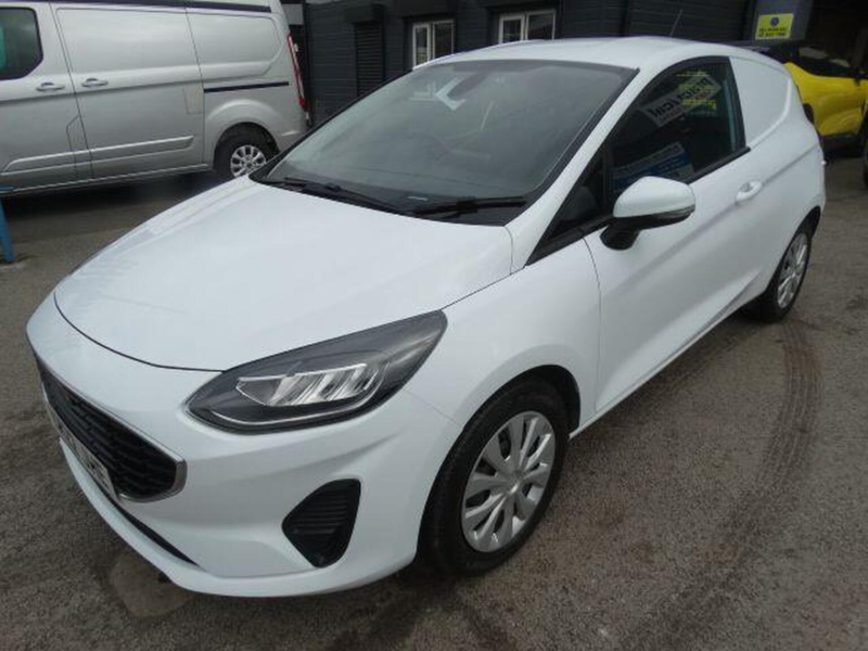 2022 Ford Fiesta Van 1.0t Ecoboost Mhev Trend Euro 6 (s/s) 3dr in White — image 1