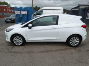 2022 Ford Fiesta Van 1.0t Ecoboost Mhev Trend Euro 6 (s/s) 3dr in White — image 5